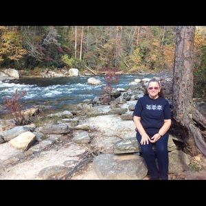 Meet your Posher, Nancy